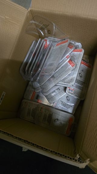 Lote 900 fundas y protectores de movil