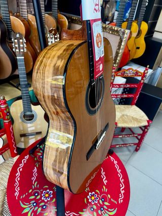 Guitarra Clasica Alhambra 6P OLIVO