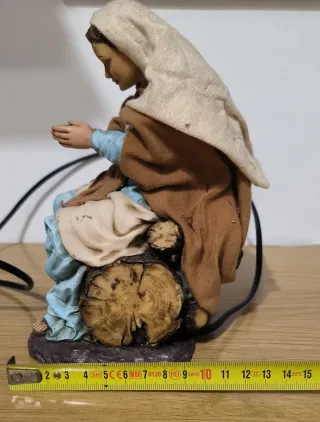Figura con movimiento para belen.