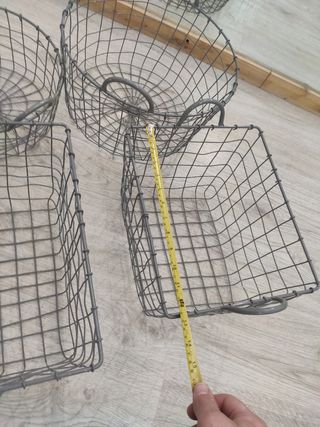 Caballetes, percha y escalera para decoracion