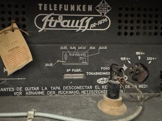 Radio tocadiscos Telefunken Strauss