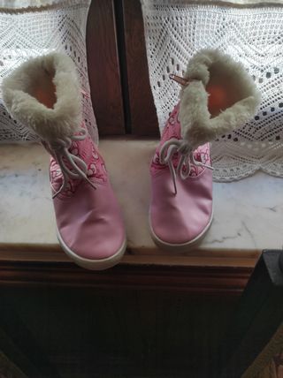 Botitas rosas n° 26