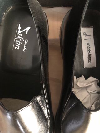 Zapatos de piel y forrados de piel 
