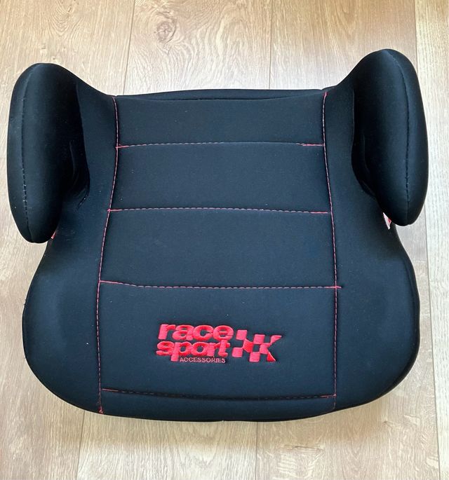 Alzador de coche  para niños