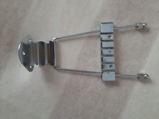 Guitarra:  Palanca Cejilla Clavijero Enrollador