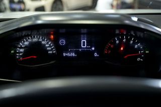 Peugeot 2008   Active BlueHDI 81kW 110CV