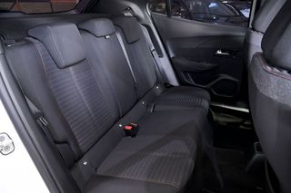 Peugeot 2008 Active BlueHDI 81kW 110CV