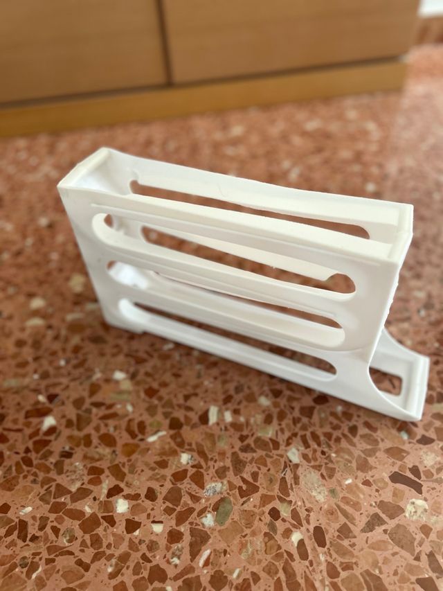 Dispensador huevos 4 capas