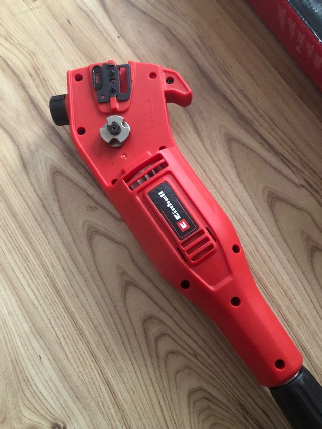 PODADORA ELECTRICA TELESCOPICA EINHELL Incompleta