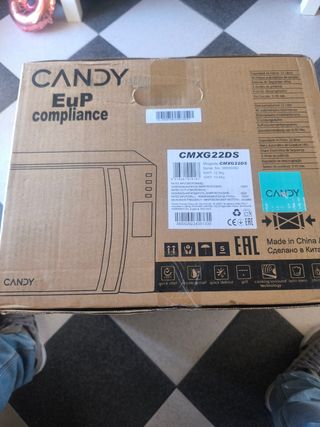 Se vende microondas candy nuevo
