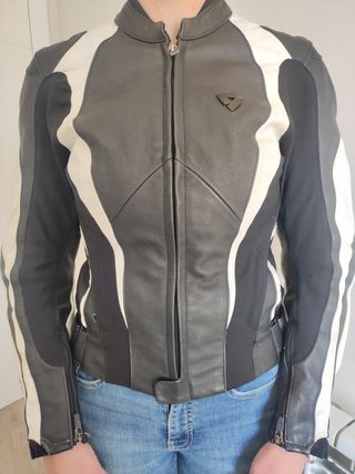 Chaqueta moto mujer Revit