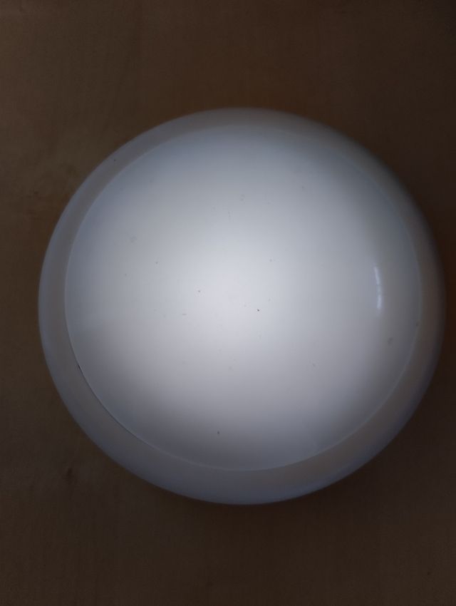 LÁMPARA DE PILAS (Push-light)