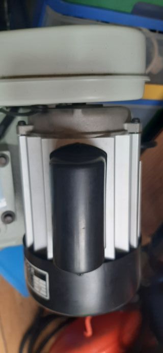 SIERRA DE CINTA METAL HBM