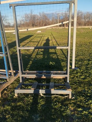 Caballetes de vidrio y mármol