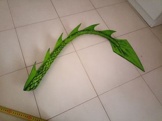 Disfraz cola reptil