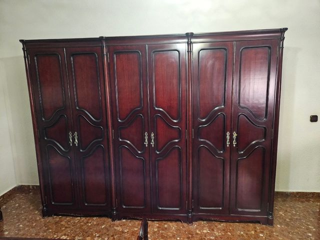 ARMARIO DE CAOBA