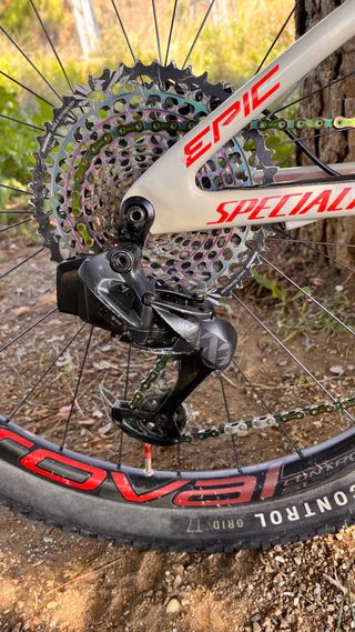 Specialize Epic Sworks T-M    AXS