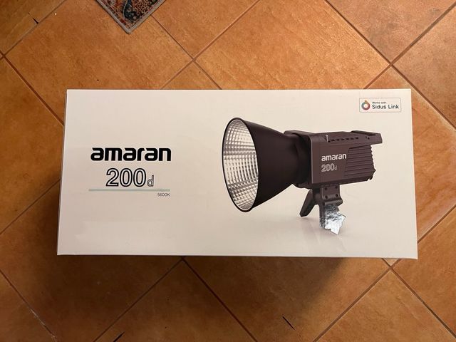Aputure Amaran 200d