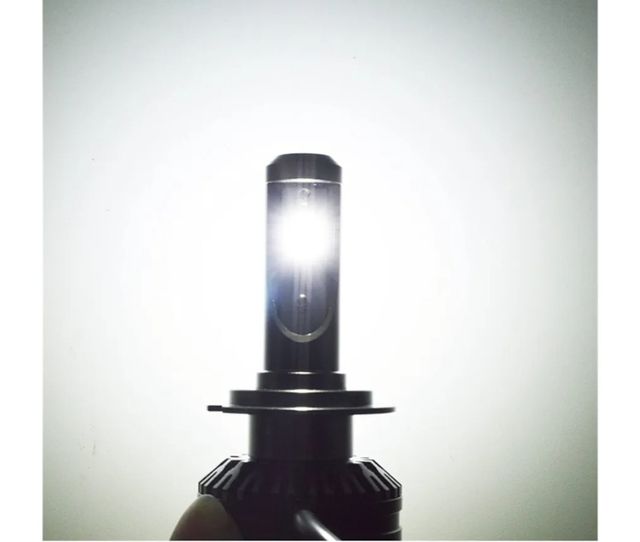 Coppia di nuove lampadine 4H 6000K 60W 10000LM