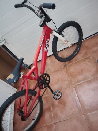 Bmx Monty jump