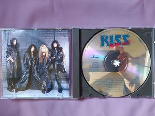 CD KISS REVENGE