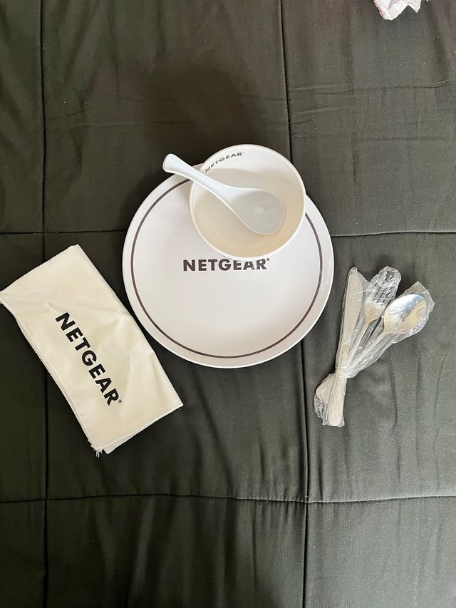 Set monoposto tavola completo Netgear