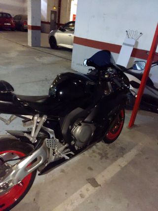 Honda cbr 1000 rr