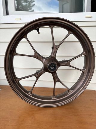Llanta Honda cb125r y 300