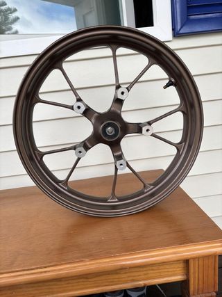 Llanta Honda cb125r y 300