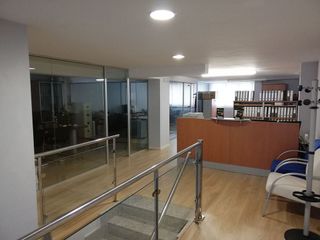 Oficina en alquiler en Recatelo - O Carme en Lugo