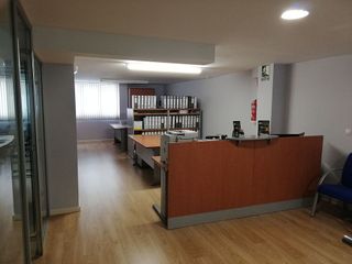 Oficina en alquiler en Recatelo - O Carme en Lugo