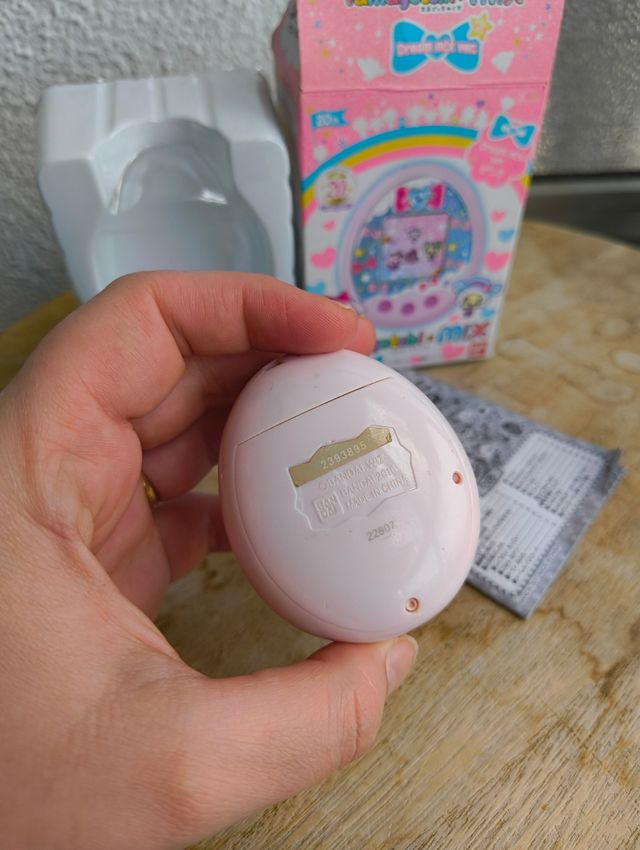 Bandai Tamagotchi Mix Dream M!x Ver. Pink