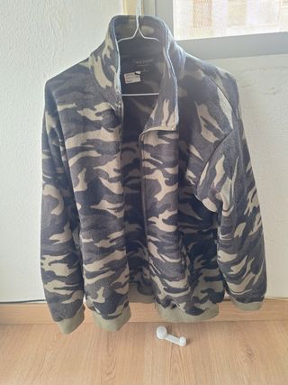 Dos chaquetas 