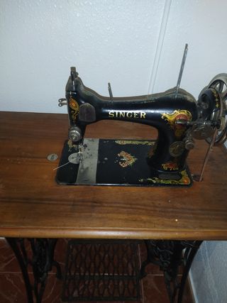 Maquina antigua de coser