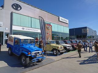 Toyota Land Cruiser 78