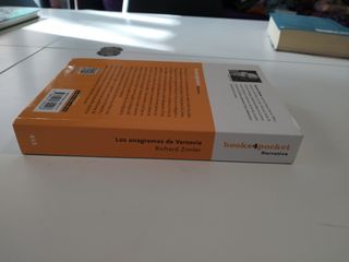 Novela negra. Los anagramas de Varsovia