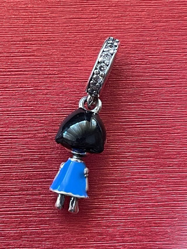 Colgante plata niña Lucy Peanuts Snoopy