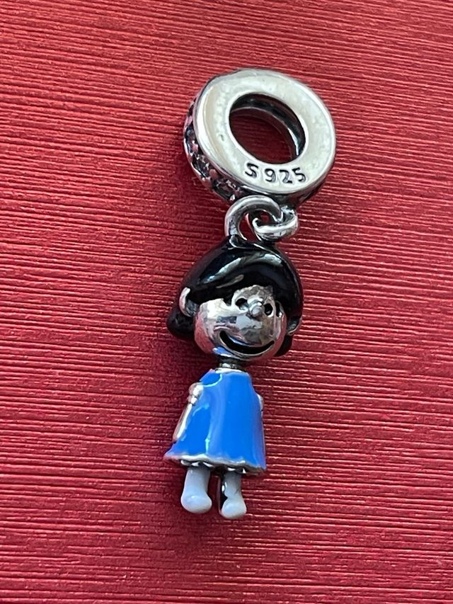 Colgante plata niña Lucy Peanuts Snoopy
