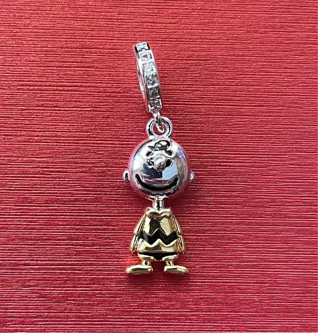 Colgante plata Charlie Brown peanuts Snoopy