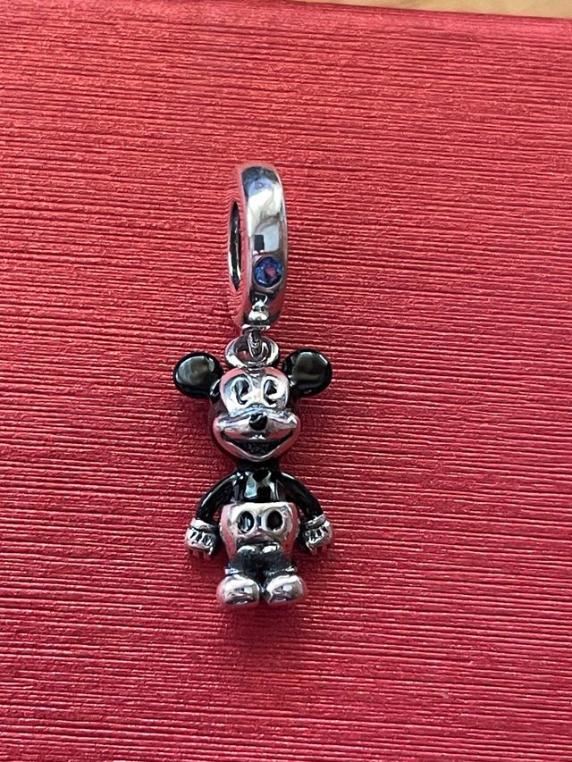 Colgante Charm Mickey Mouse