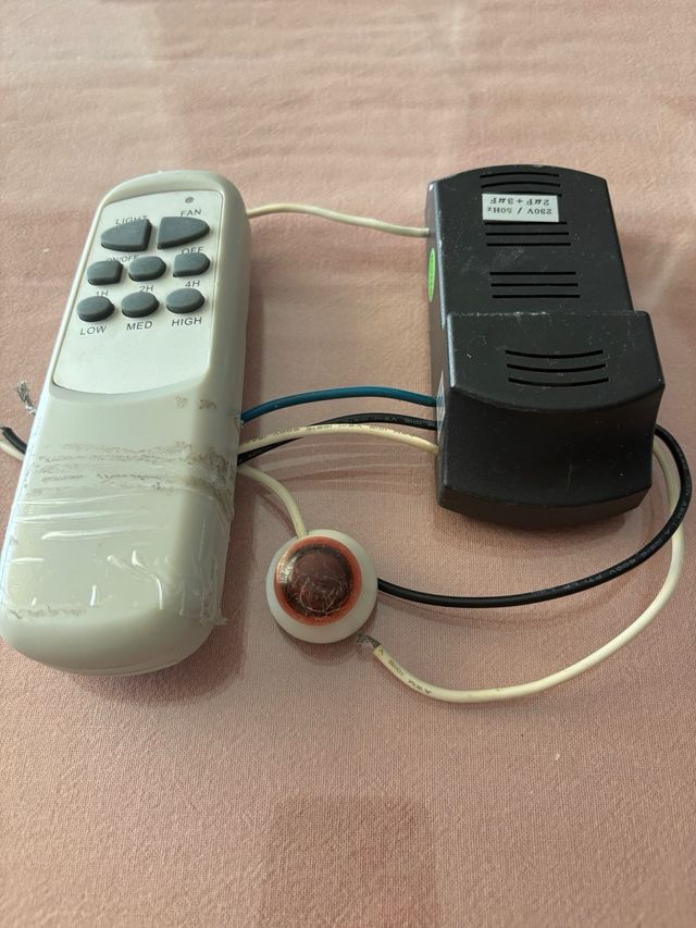 2 mandos y receptores de ventilador de techo