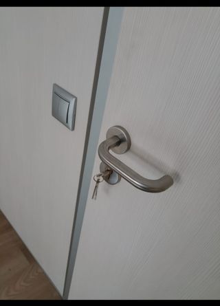 Puertas y paneles oficina