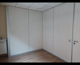 Puertas y paneles oficina