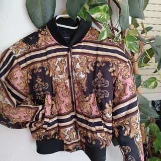 Bomber acolchada stradiv. tS