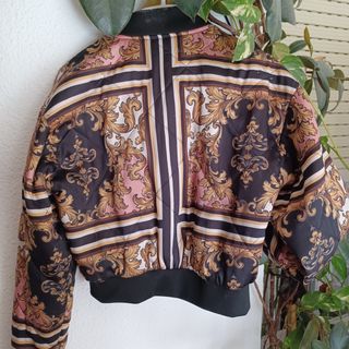 Bomber acolchada stradiv. tS