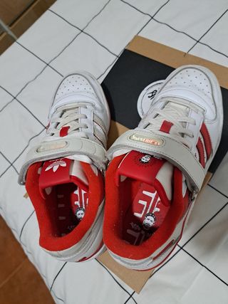 Adidas forum low x TrapKitchen