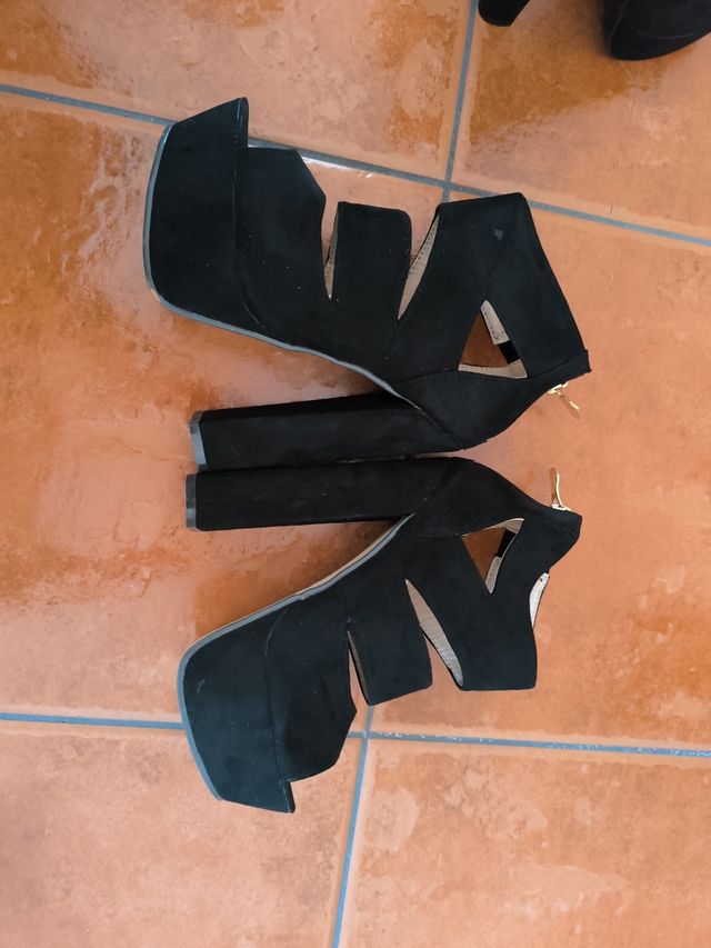 Sandalias de ante negras