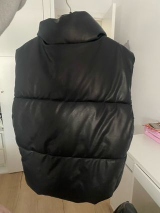 Chaqueton de cuero sin mangas