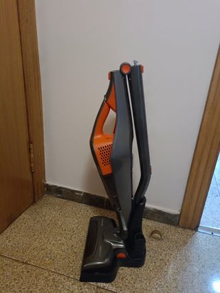 Aspirador mano Taurus 