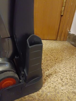Aspirador mano Taurus 